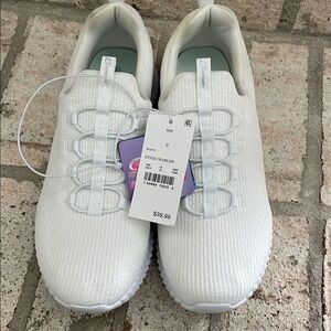 Skechers White Casual Sneakers memory foam